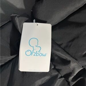 Orzbow Black Puffer car seat/stroller insert